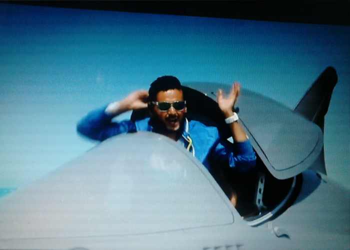 “رامز قرش البحر” تعرف على سعر ومواصفات ومحركات جيت سكي الخاص بالبرنامج