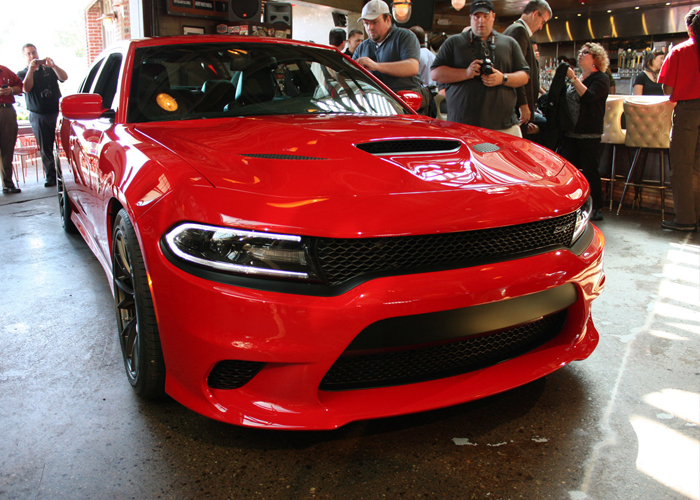 “بالصور” تدشين دودج تشارجر هيلكات 2015 اس ار تي الجديدة Dodge Charger SRT Hellcat