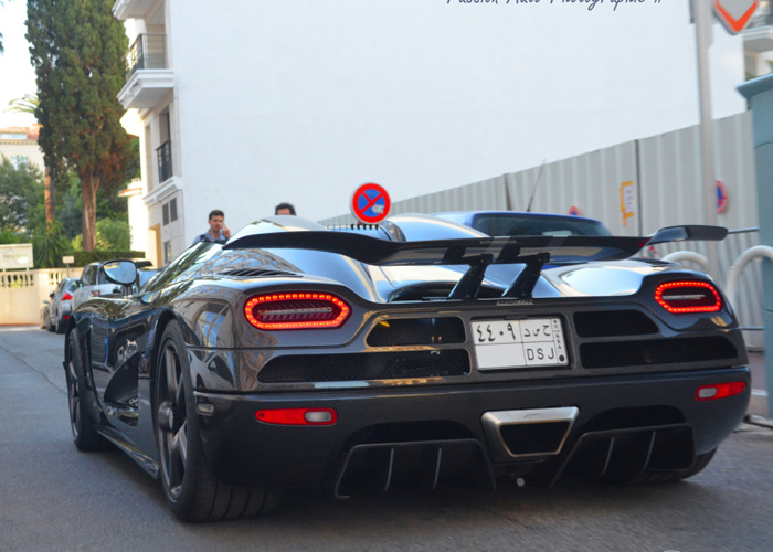 “بالفيديو” كوينيجسيج اجيرا ار السعودية في شوارع مدينة لندن Koenigsegg Agera R