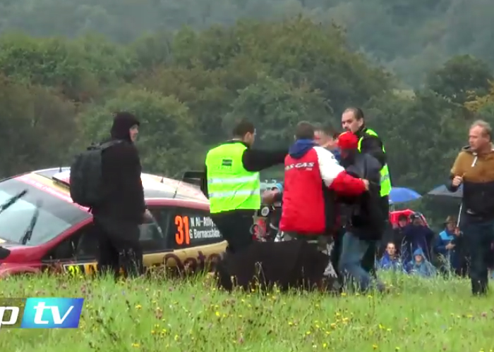 “بالفيديو” منظمو رالي المانيا يضربون جماهير المتسابق القطري ناصر العطية