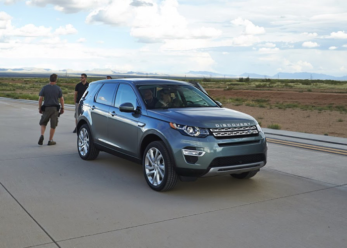 أسعار ومواصفات لاندروفر ديسكفري 2015 الرياضية Land Rover Discovery Sport