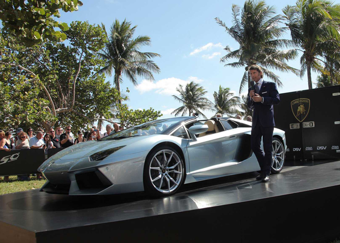 “بالصور” شاهد اسرع 10 سيارات على مستوى العالم متاحة للشراء الان