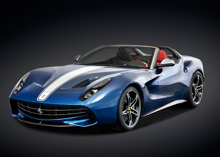 فيراري تكشف عن سيارتها Ferrari F60 أمريكا الخاصة احتفالاً بـ60 عام في الولايات المتحدة