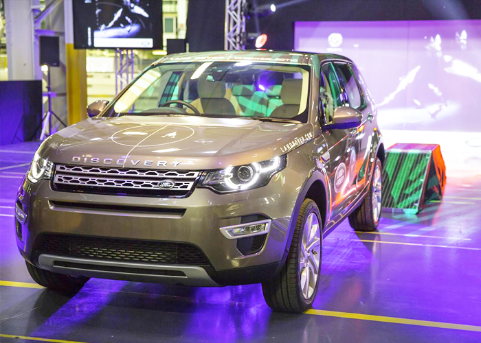“فيديو” شاهد عملية صنع لاند روفر ديسكفري سبورت 2015 الجديدة Land Rover Discovery