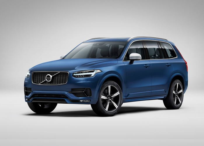 فولفو تكسو وحشها الأراضي الوعرة “فولفو Volvo XC90” الثوب الرياضي