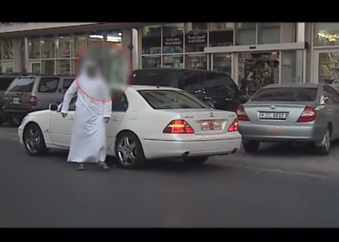 "بالفيديو" شرطة حكومة الشارقة الاماراتية تسرق السيارات 3