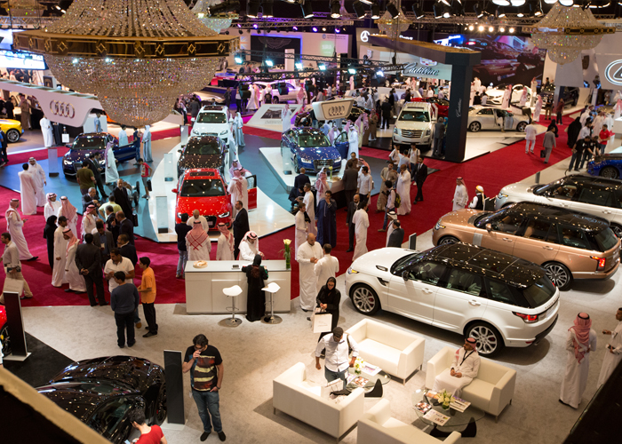“فيديو” تغطية معرض اكسس الثامن للسيارات والكشف عن أحدث السيارات الفاخرة EXCS Motor Show