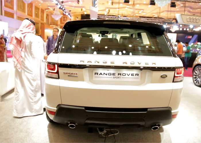 رنج روفر سبورت 2015 بالتطويرات الجديدة “فيديو ومواصفات واسعار وصور” Range Rover Sport
