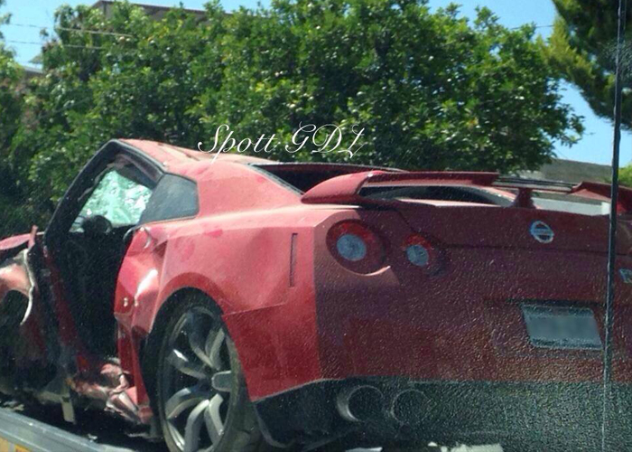 “بالصور” حادث نيسان جي تي ار مؤلم في دولة المكسيك بسبب السرعة