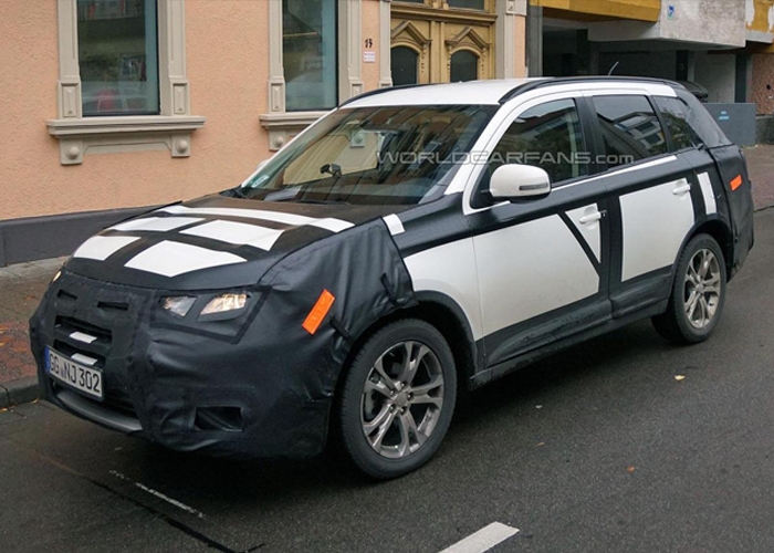ميتسوبيشي اوتلاندر 2016 سيتم اطلاقها رسمياً في معرض نيويورك Mitsubishi Outlander