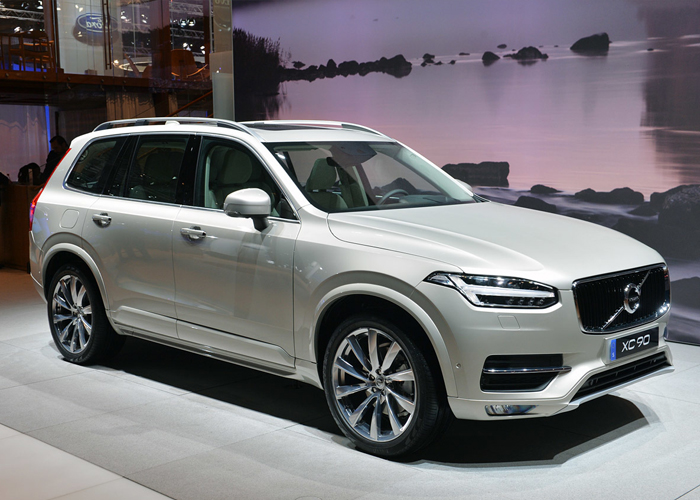 فولفو XC90 2015 الجديدة كلياً “فيديو وصور واسعار ومواصفات” Volvo XC90
