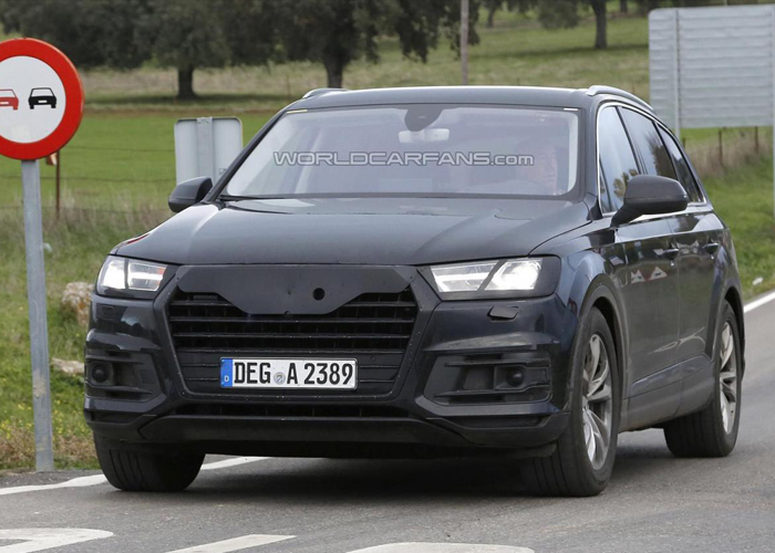 “صور تجسسية” ظهور تفاصيل اكثر لسيارة اودي Q7 2016 الجديدة خلال اختبارها