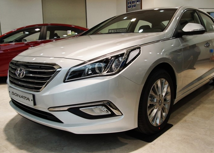 اسعار هيونداي سوناتا 2015 الرسمية لجميع الفئات فل كامل نصف فل وسياحي + الالوان Hyundai Sonata