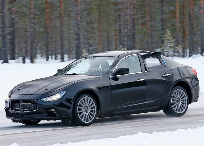 “بالصور” ظهور سيارة جديدة من مازيراتي ربما هي مازيراتي “الفيري” او “جوليا ألفا”!