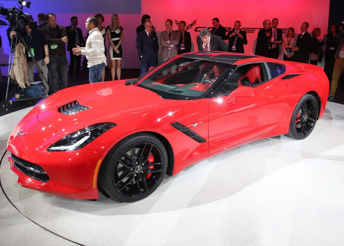 شفرولية كورفيت ستينجراي 2015 “تقرير ومواصفات وفيديو وصور” Corvette Stingray