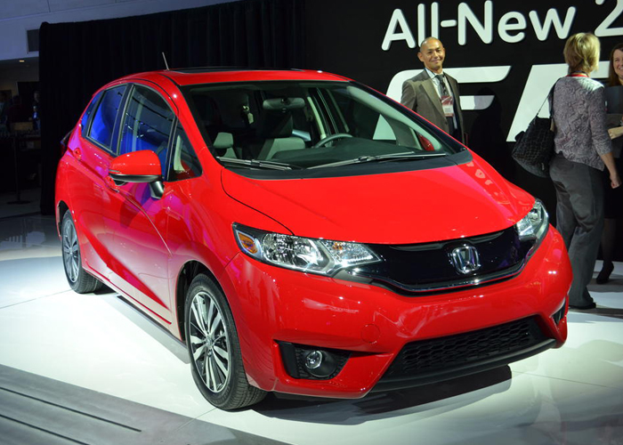“تقرير” هوندا فيت 2015 الجديدة صور واسعار ومواصفات Honda Fit