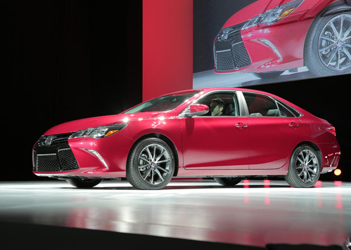 صور كامري 2016 بالشكل الجديد كلياً “جودة عالية جداً” Toyota Camry 2016