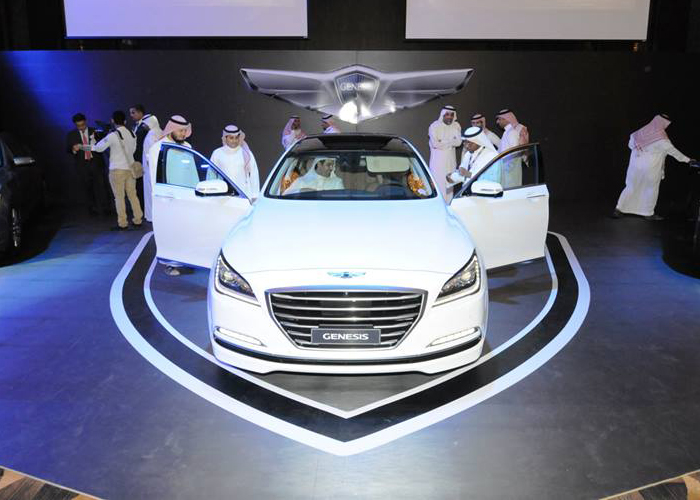 اسعار هيونداي جينيسيس 2015 الجديدة رسمياً جميع الفئات + المواصفات + الصور Hyundai Genesis