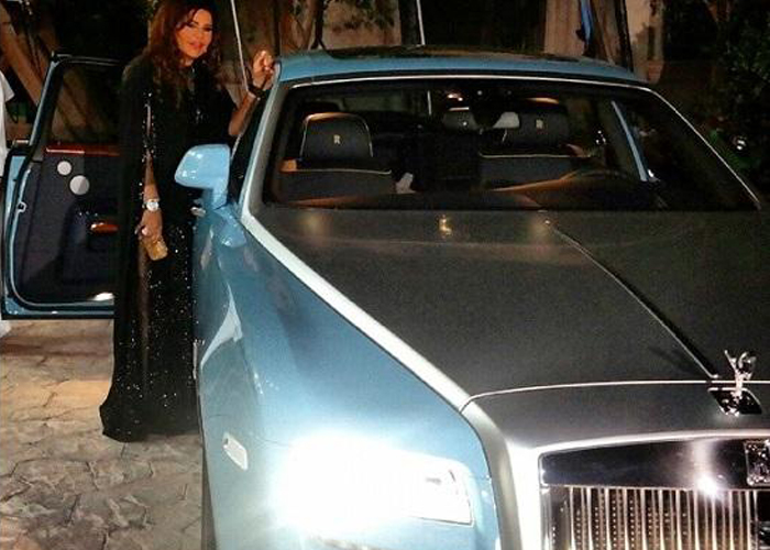 “بالصور” شاهد سيارة رولز رويس جوست التي طلبتها الفنانة احلام بمواصفات خاصة