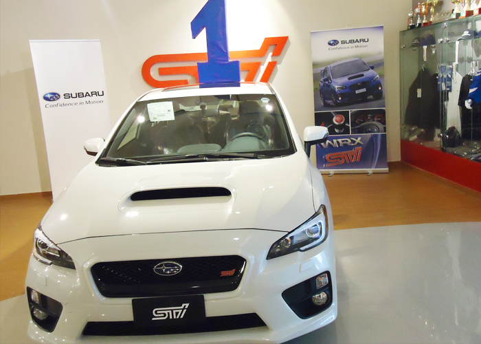 سوبارو اس تي اي 2015 الجديدة كلياً تحتفل بتسليم أول سيارة لها في الرياض بوكالة اليمني