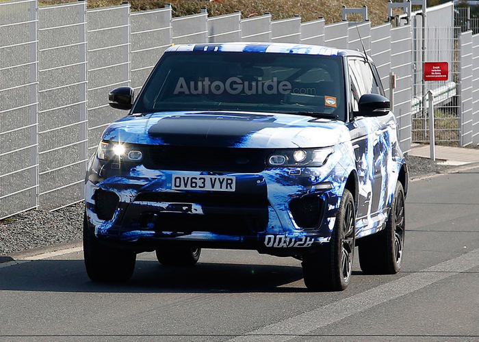 “صور تجسسية” تكشف رنج روفر سبورت RS المطورة ذات الاداء العالي Range Rover