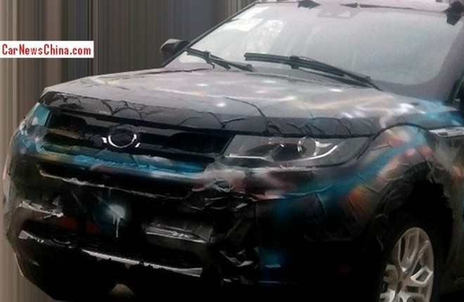 صور تجسسية تكشف اختبار سيارة ايفوك الجديد في الصين المسروق تصميمها من رنج روفر