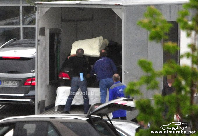 “بالصور” ظهور مصابيح مرسيدس بنز الفئة B الجديدة القادمة خلال عملية نقلها