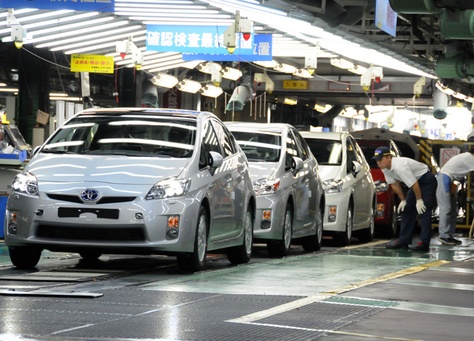 شركة سعودية تمد “تويوتا” بسجادات صلاة لإرفاقها مع سيارات مصدرة للعالم الإسلامي